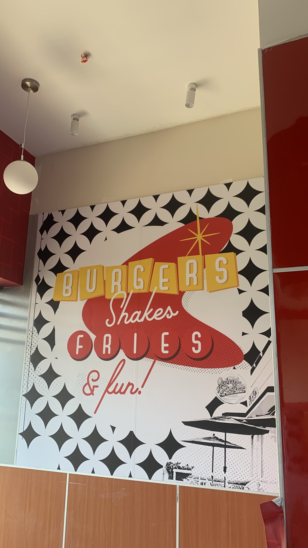 Mural interior Burgers